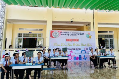 THPT Nguyễn Chí Thanh tổ chức thành công ngoại khóa “Giáo dục sức khỏe sinh sản vị thành niên” năm học 2023 – 2024