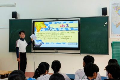 TỔ SỬ-ĐỊA-GDTC TỔ CHỨC THÀNH CÔNG NGOẠI KHÓA “KĨ NĂNG XÂY DỰNG ĐỀ THI THỬ TỐT NGHIỆP MÔN ĐỊA LÍ” NĂM HỌC 2025-2026